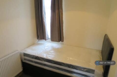 Front Single Bedroom
