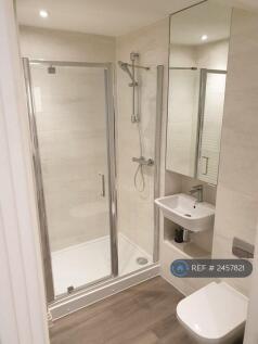 Shower Room And Wc