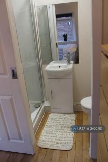 Room 1 Ensuite