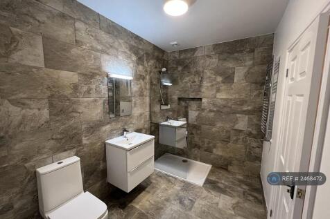 Example En-Suite