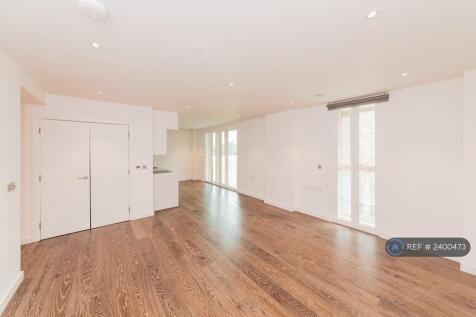 Lounge / Dinning Room 