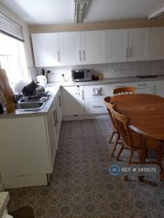 Large Kitchen