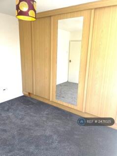Bedroom 1b