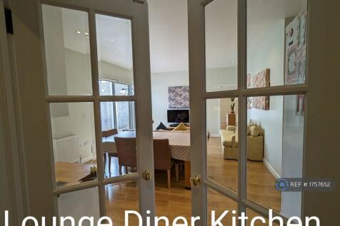 Lounge Diner Kitchen