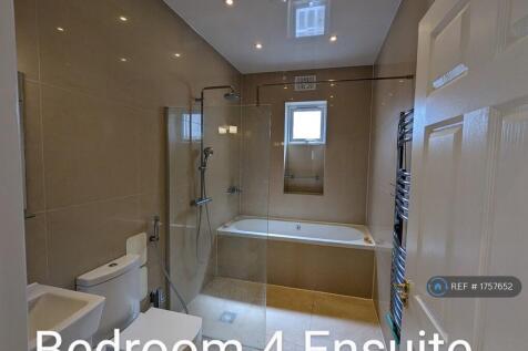 Bedroom 4 Ensuite