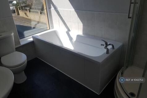 Bathroom/Shower