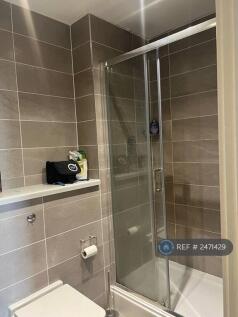 Ensuite To Bedroom 1. 