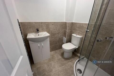 Upstairs Shower Room