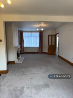 Front Lounge 
