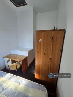 Smallest Bedroom 2