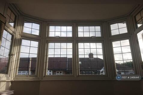Front Bedroom Bay