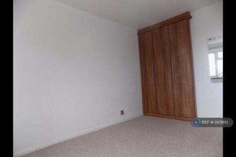 Main Double Bedroom