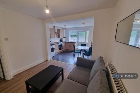 Living Room And Kitchen 