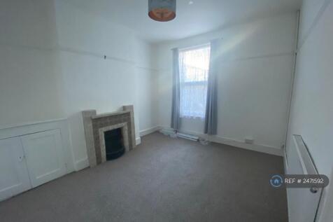 Bedroom 3 / Work From Home Room 