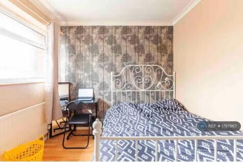 Upstairs Double Bedroom