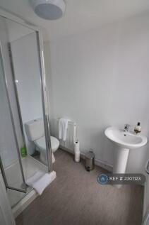 Bedroom Four Ensuite