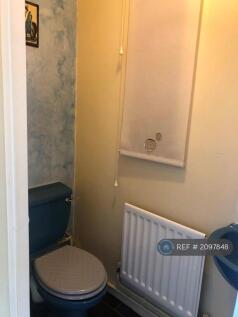 Downstairs Toilet 