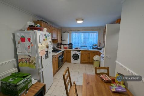 Kitchen &amp; Dining Room