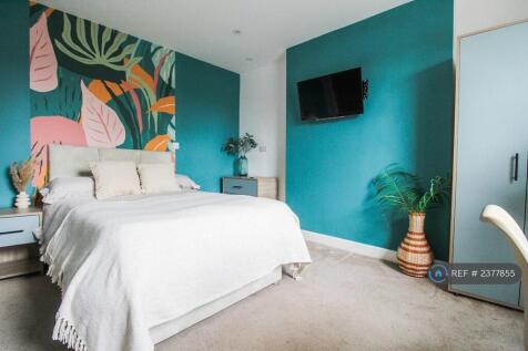 Room 7-1 Bath Street £750 Pcm