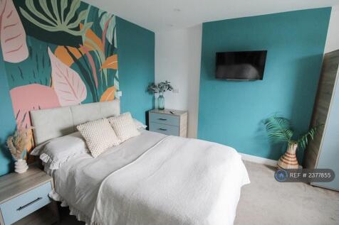 Room 7-1 Bath Street £750 Pcm