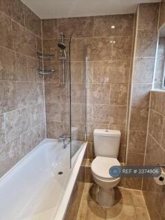 Bathroom/Wc - 1st Floor