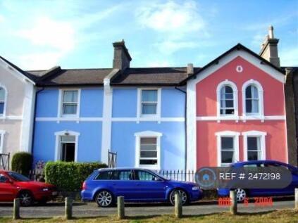 Pink Cottage, Parking Outside
