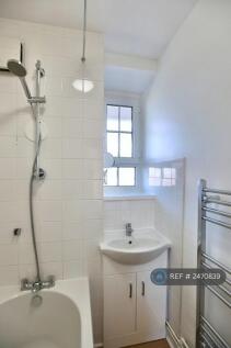 Newly Refurbished Bathroom