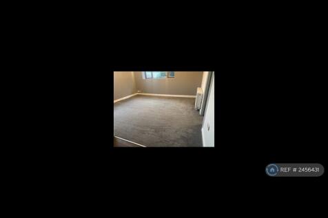 Large Bedroom  3 Mtrsx 3 Mtrs