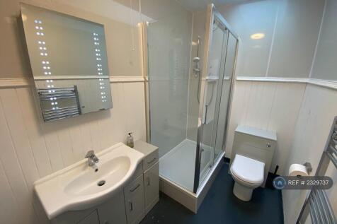 Top Floor Bathroom