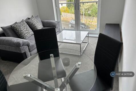 Living Area 3