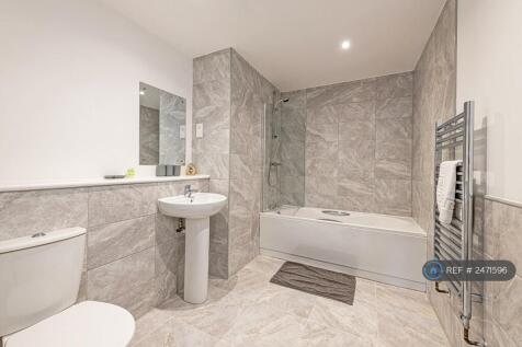 Modern Bathroom With Bath &amp; Overhead Shower