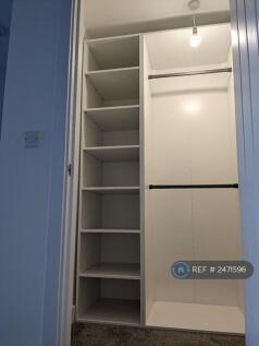 Walk In Wardrobe 3