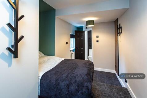 Ensuite Bedroom 5