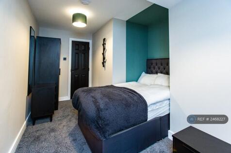 Ensuite Bedroom 5