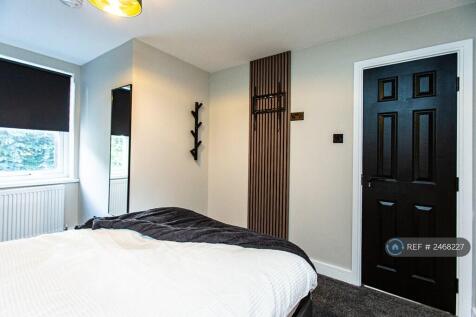 Ensuite Bedroom 4