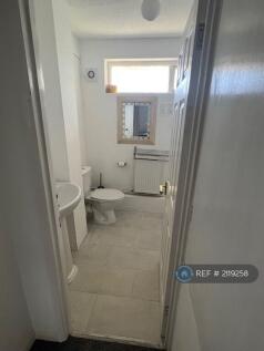Upstairs Bath