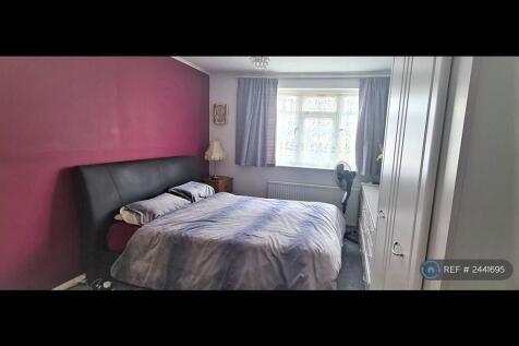 Master Bedroom1