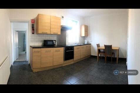 Kitchen &amp; Dining