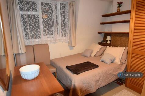 Double Bedroom 1