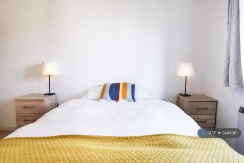 Bedroom Bed