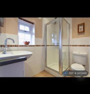 En Suite In Masterbedroom