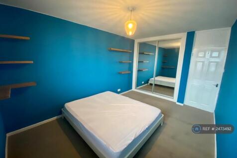 Master Bedroom (Euro Double) - Now Painted White 