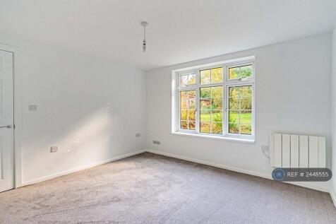 Large Bedroom 1