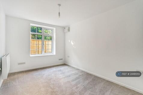 Double Bedroom 2