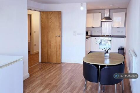 Living Room (Kitchen Side)