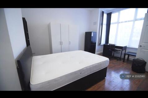 Fully Furnished Bedroom 