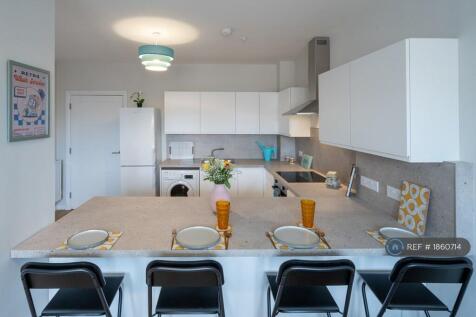 Kitchen/Living/Dinning 