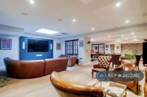 Communal Lounge