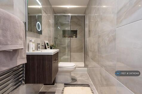 Bathroom View 3