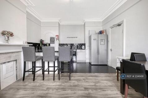Front Kitchen 